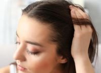 脂溢性脱发的原因和治疗方法