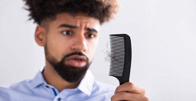 使用过期洗发水也会使秃顶掉发吗怎么办